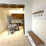 Antonios' Yard アパート Kanálion